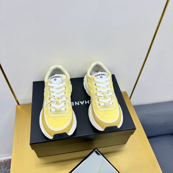 シャネル シューズ全体デザイン
